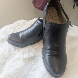 Natural Soul Black Leather Ankle Booties Size 8 Comfort Shoes